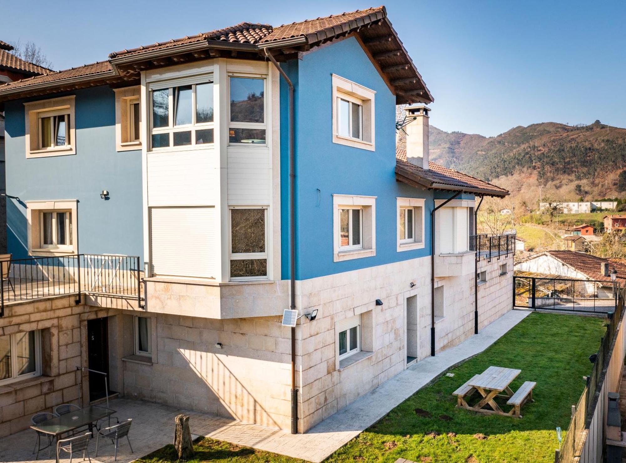 Apartamento Cangas Relax Cangas de Onis Exterior photo